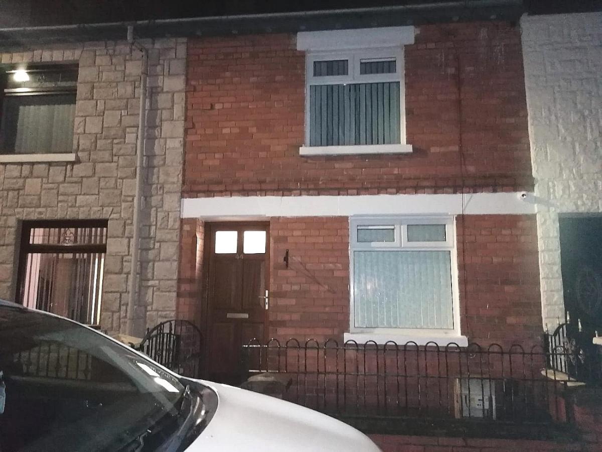Maire Toireasa - Cosy Refurbished Property In The Gaeltacht Quarter Belfast Buitenkant foto