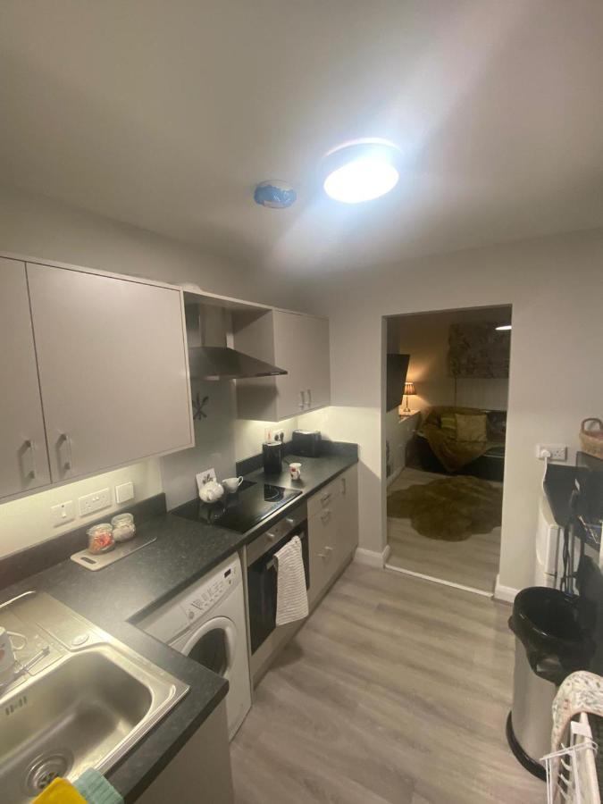 Maire Toireasa - Cosy Refurbished Property In The Gaeltacht Quarter Belfast Buitenkant foto