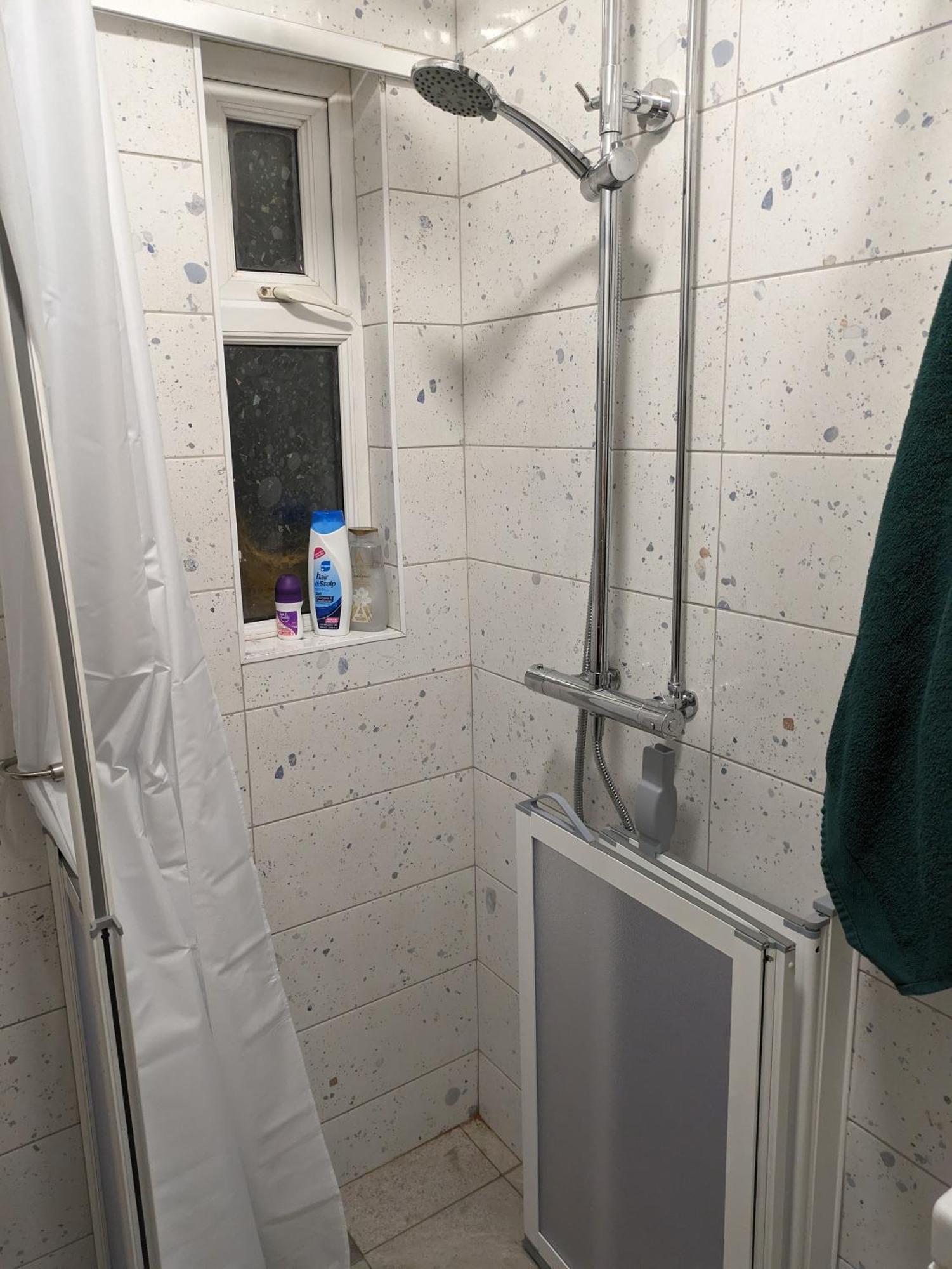 Maire Toireasa - Cosy Refurbished Property In The Gaeltacht Quarter Belfast Buitenkant foto